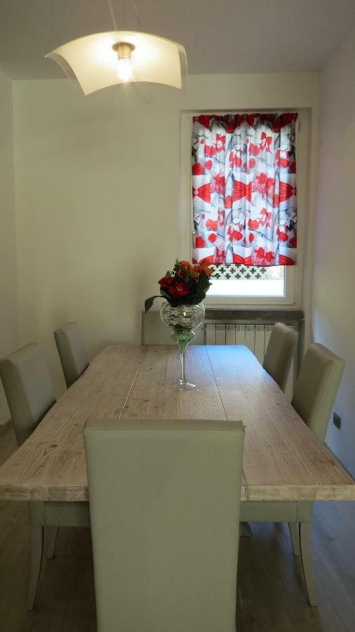 Feel At Home - Casa Alexandra Lovere Luaran gambar